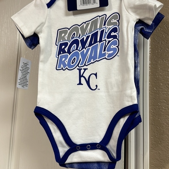KANSAS City Royals MLB Newborn Infant Boys or Girls Tie-Dye 2-Pack Bodysuit Set - Picture 3 of 4